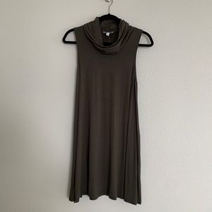 NWT Socialite Swing Turtleneck Shift Dress - Size S, Army Green